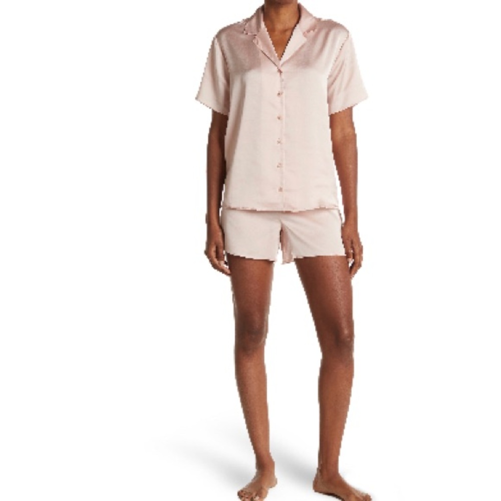 Satin short sleeves pink smoke shortie set - Picture 2 of 3